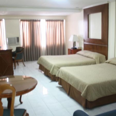 Garden Plaza Hotel And Suites Manila Exterior photo